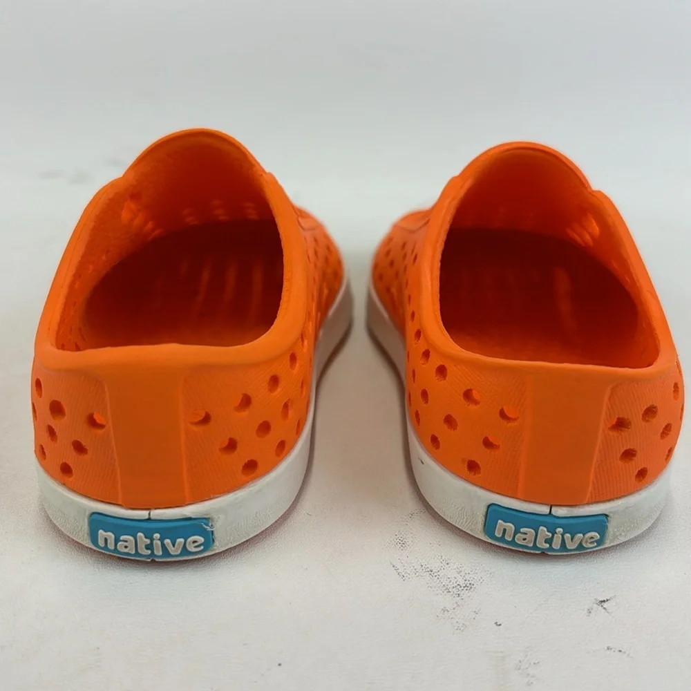 NATIVE Jefferson Orange SlipOn Waterproof Shoes Size C4